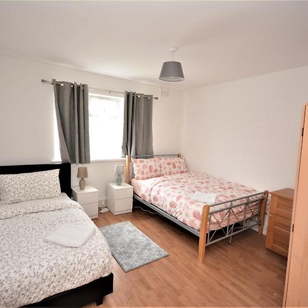 Lovely 2 Bedroom Condo In Greater Londres Exterior foto