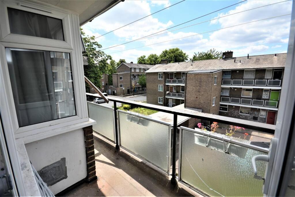 Lovely 2 Bedroom Condo In Greater Londres Exterior foto